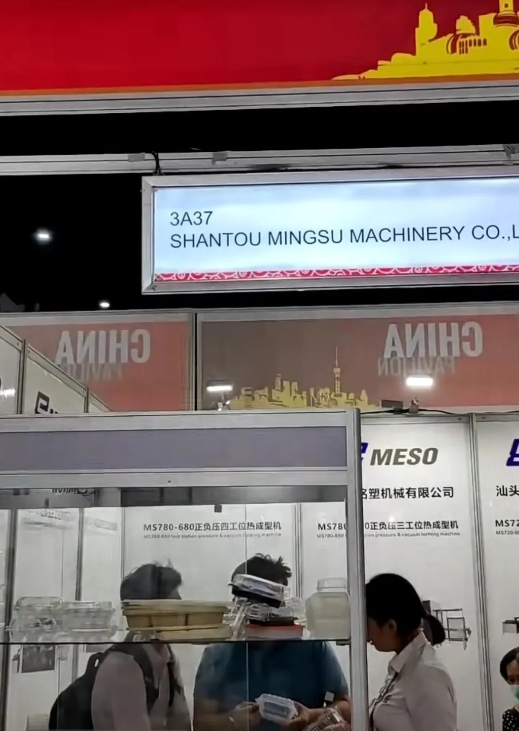 Mesoforming team showcasing plastic packaging solutions at InterPlas Thailand 2023 in Bangkok